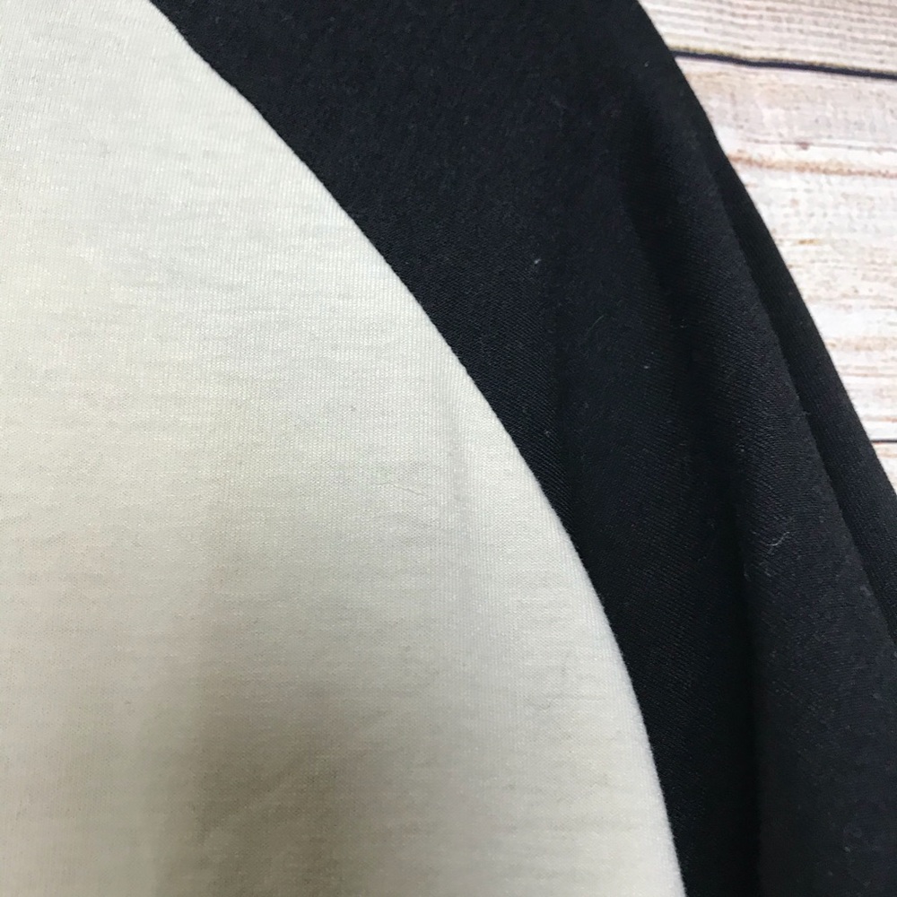 Medium LLR Randy raglan tee - Picture 3 of 4